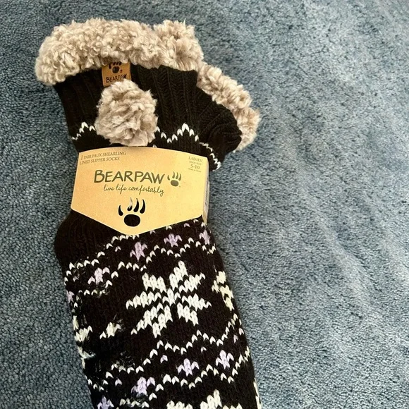 NWT Bearpaw Faux Shearling Lined Slipper Socks Ladies' Shoe Size 5-10 - Picture 2 of 10
